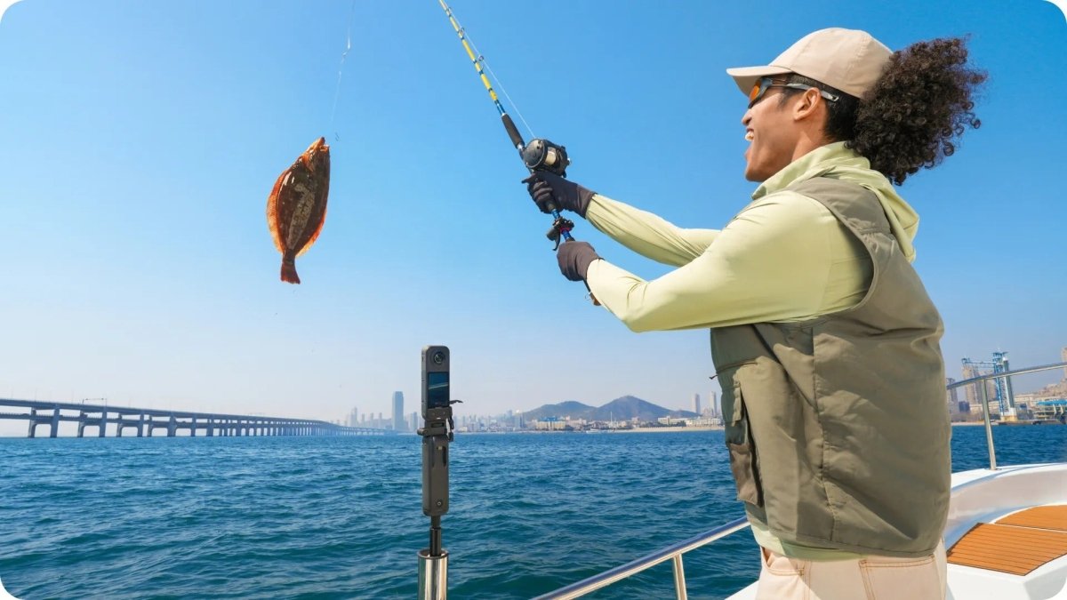 Insta360 FOMO Power Handle - TeqClub.com