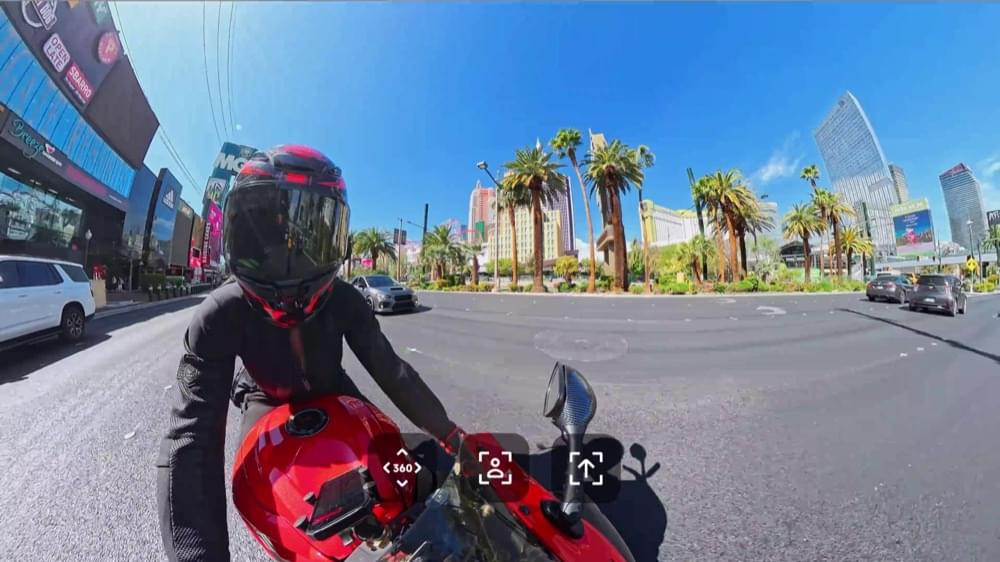 Insta360 X5 Standard Bundle - TeqClub.com