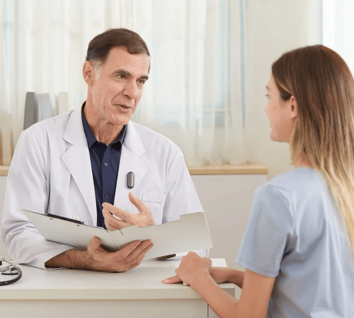 Plaud NotePin Sunset Purple Essentials Bundle – NOTEPIN + Wristband - TeqClub.com