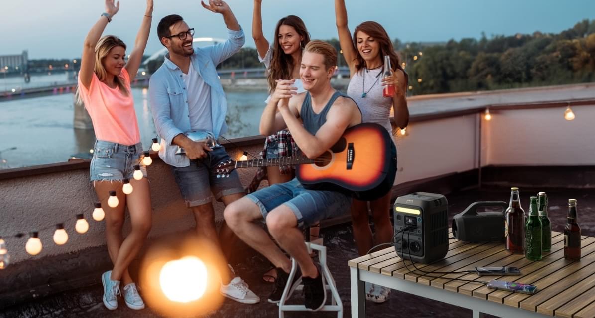 Anker SOLIX C300X AC + PS60 Portable Solar Panel - TeqClub.com
