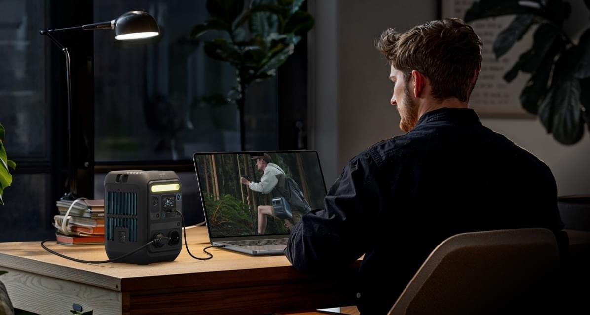 Anker SOLIX C300X AC + PS60 Portable Solar Panel - TeqClub.com