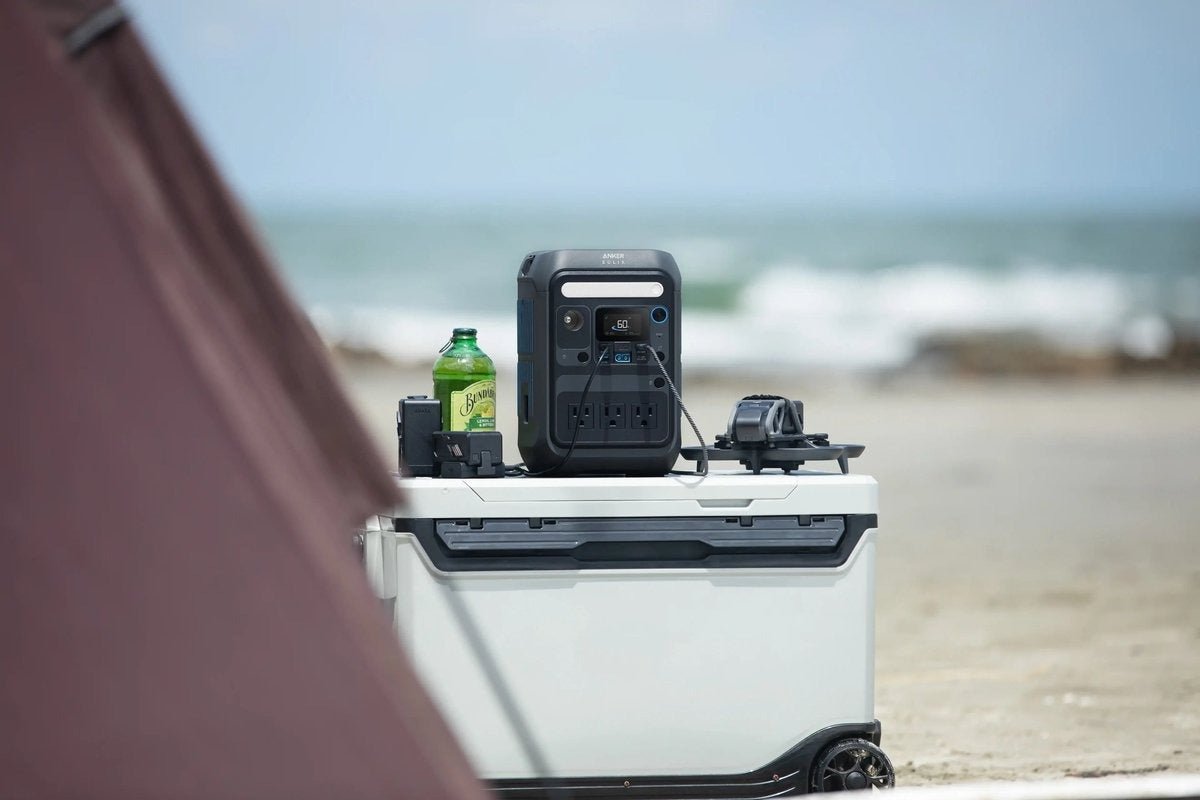 AnkerSOLIX - Powerstation Kit C300X & PS100 Zonnepaneel - 3 tekens) - TeqClub.com