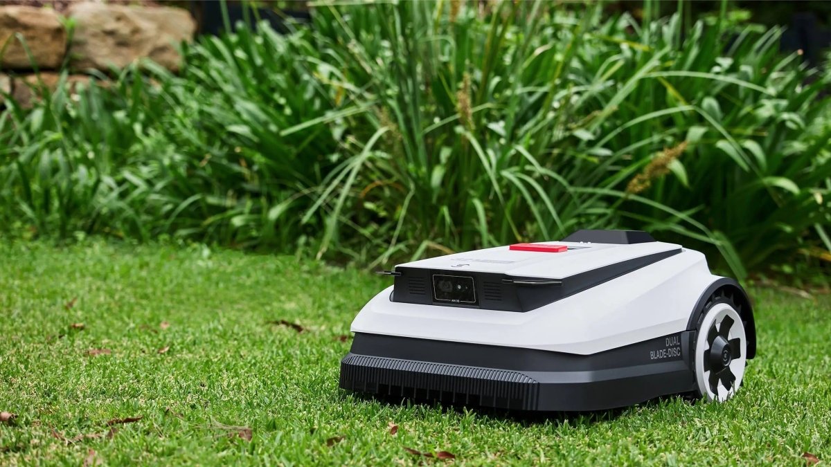 ECOVACS GOAT A1600 RTK - TeqClub.com