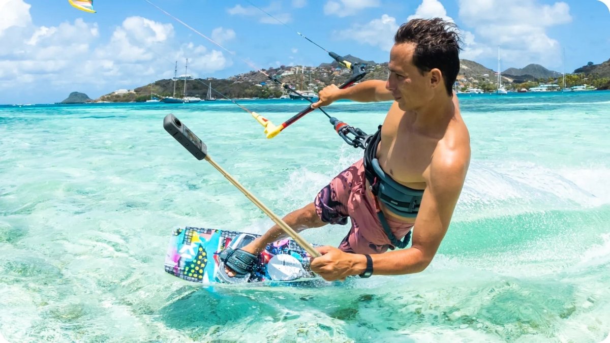 Insta360 Invisible Selfie Stick Gold Edition - TeqClub.com