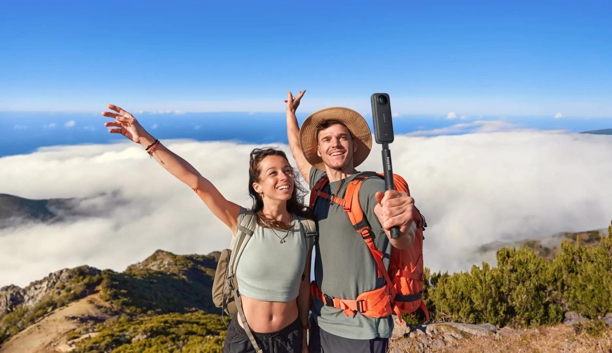 Insta360 X4 Vlog Bundle - With Invisible Selfie Stick - TeqClub.com