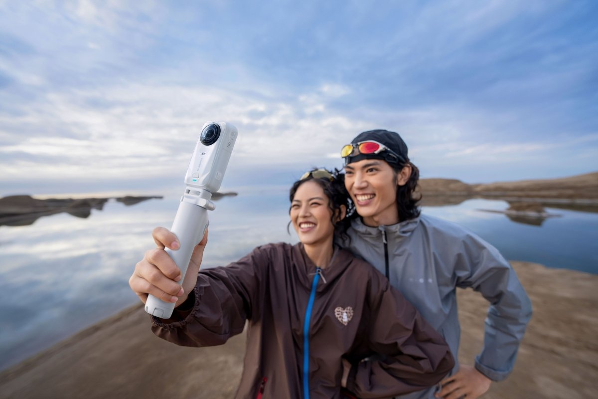 Insta360 X6 Standard Bundle Arctic White - TeqClub.com